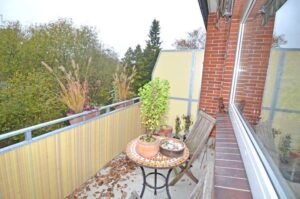 Balkon (Beispiel)