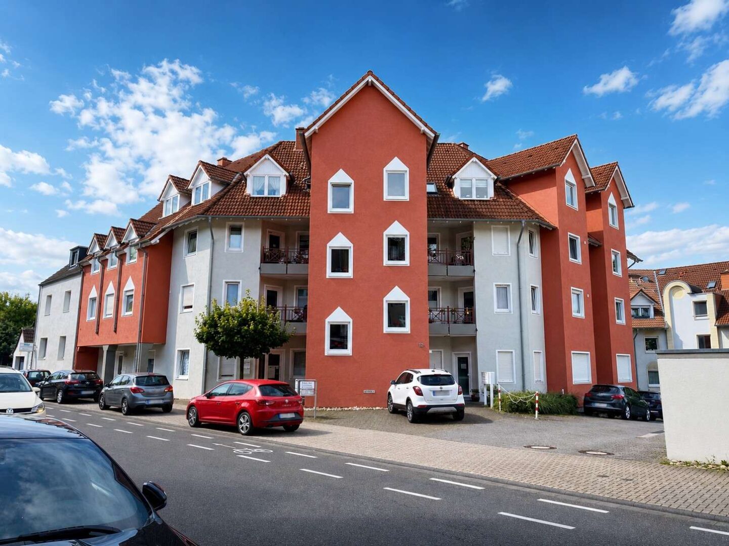 Straßenansicht