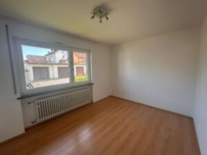 Zimmer 2 EG