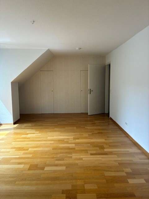 Schlafzimmer mit Einbauschrank