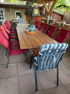 Terrasse mit Zugang zur Sauna
