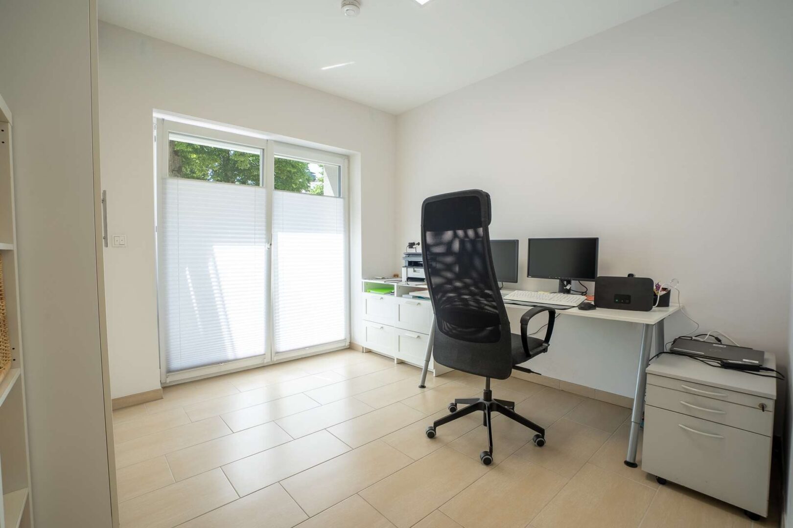 Büro im Erdgeschoss