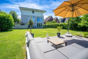 Blick aus dem Garten