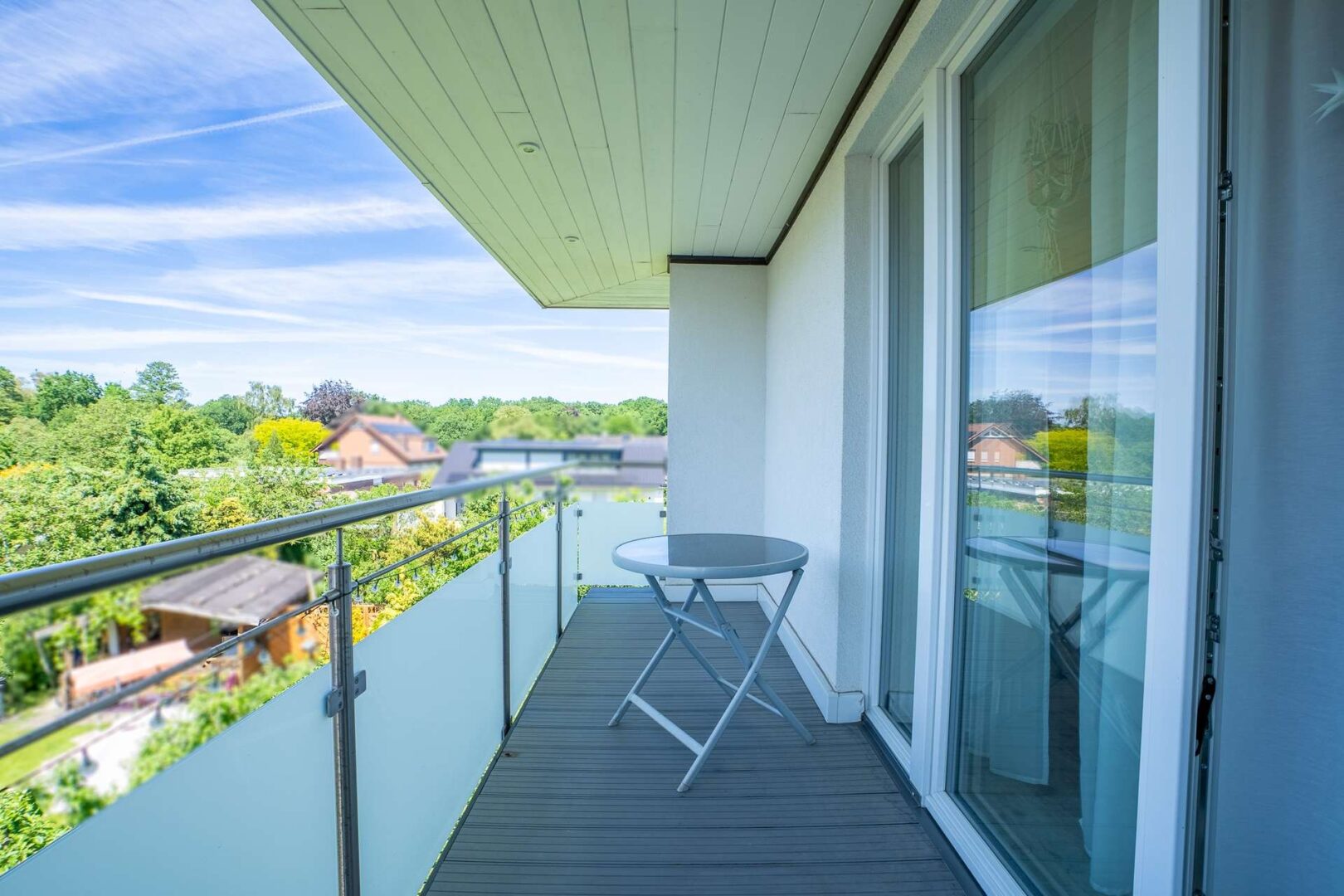 Terrasse mit Blick ins Grüne