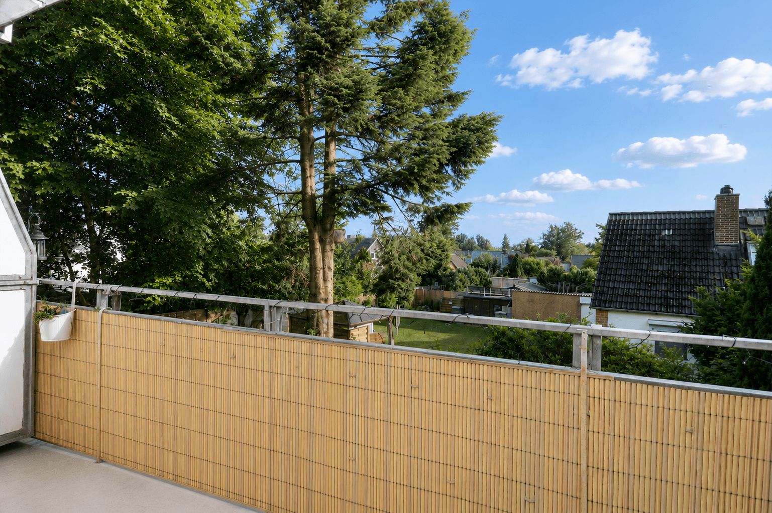 Balkon (Beispiel)