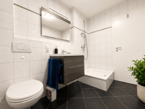 Badezimmer 2