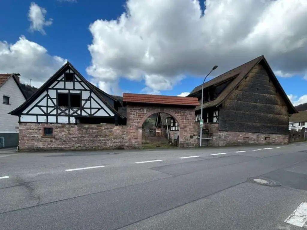 Straßenansicht