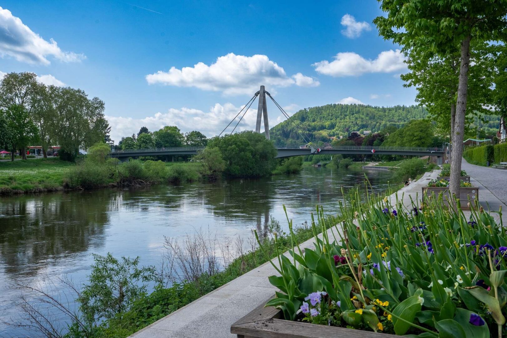 Das Weserufer mit Promenade, direkt vor der Haustür
