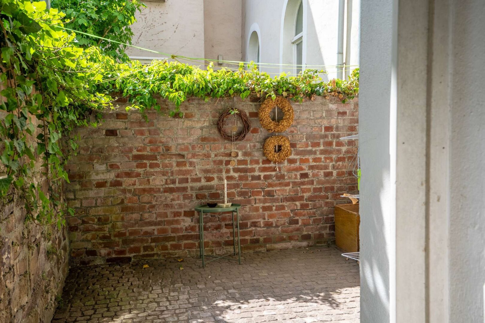 Gemütlicher Innenhof (Genutzt durch die Mieter im EG)