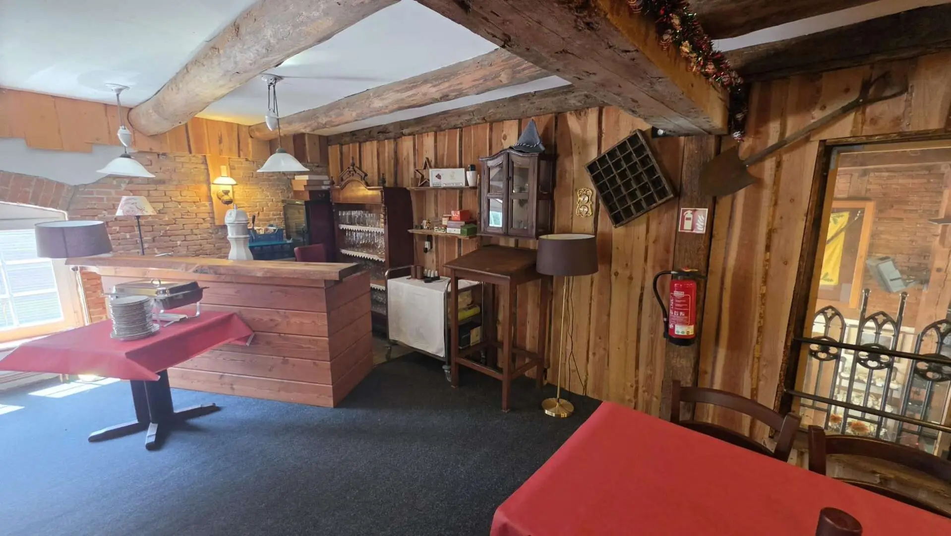 Bar im Obergeschpß