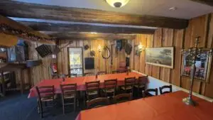 Barbereich im Obergeschoß