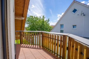 Gemeinsamer Balkon im Obergeschoss