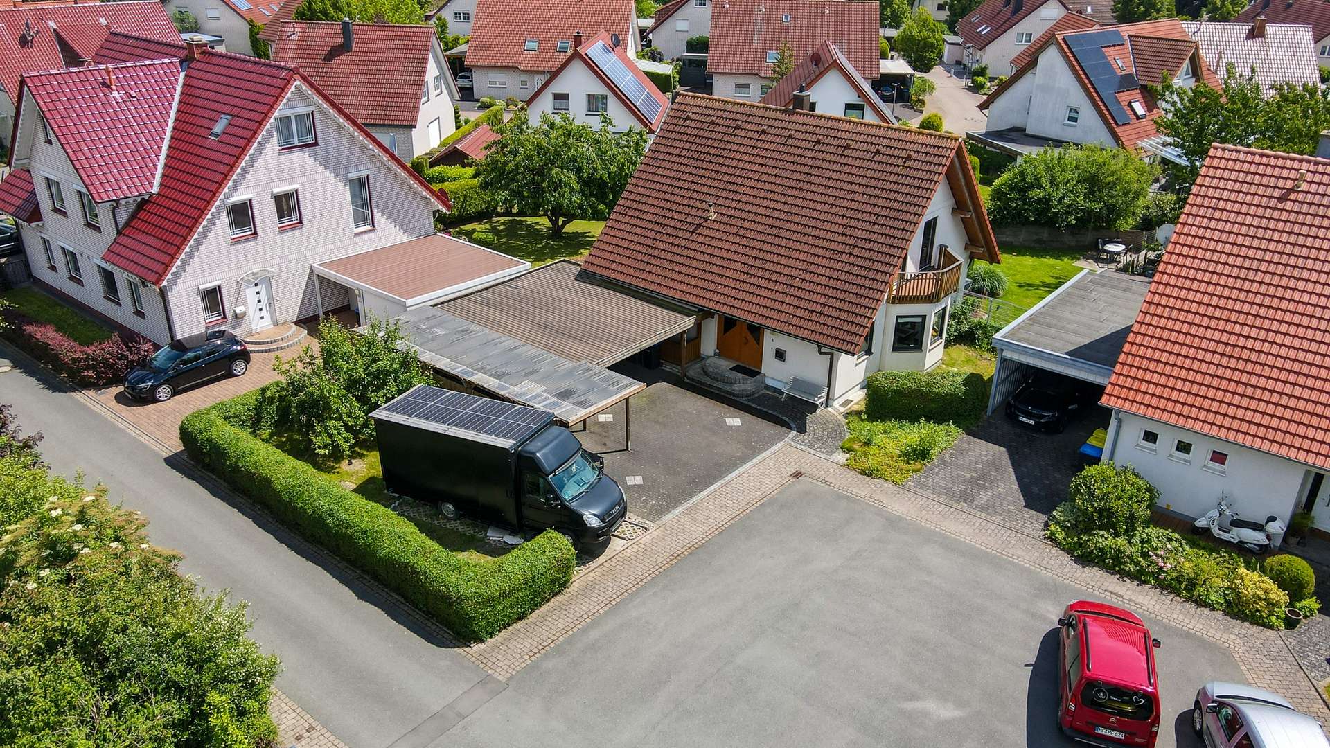 Ansicht des gesamten Grundstücks