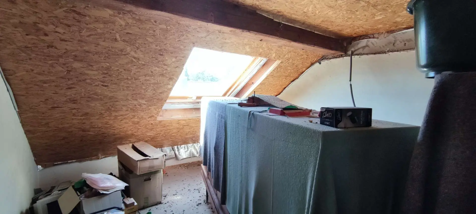 Dachgeschoss zum Ausbau vorbereitet