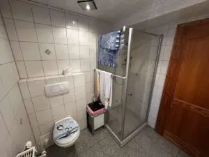 Badezimmer EG
