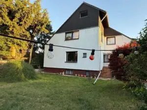 Anderer Blickwinkel Haus und Zugang Haus