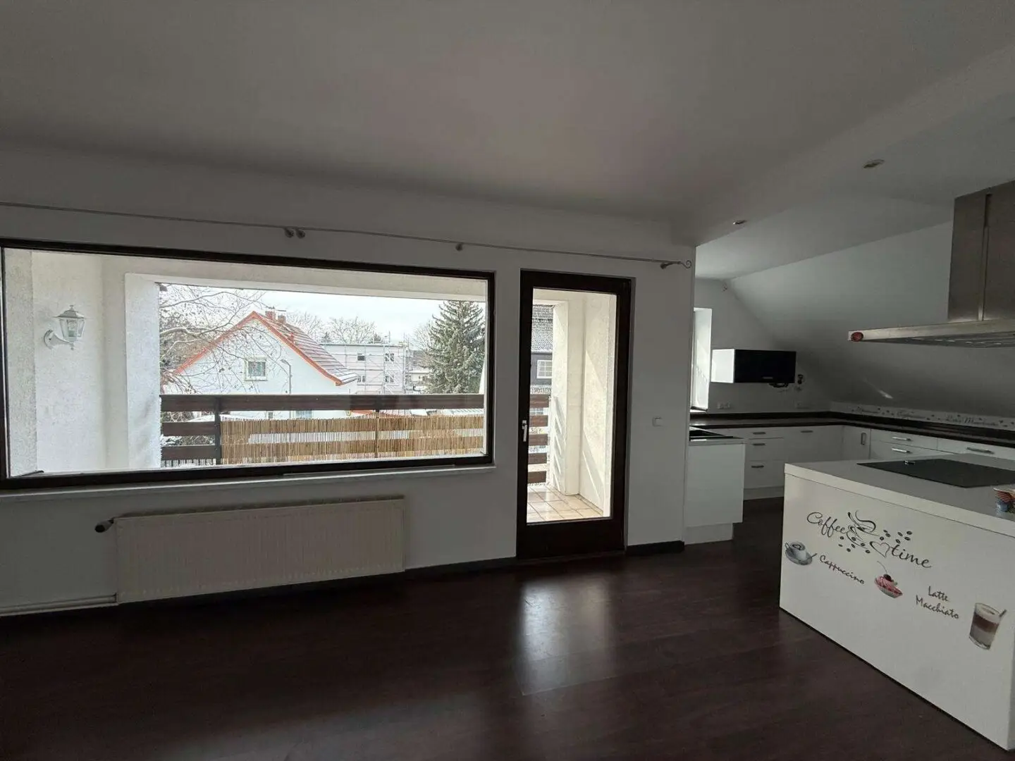 Esszimmer u Balkon OG