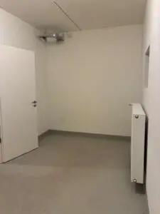 Keller