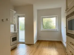Küche mit Loggia