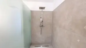 Dusche EG