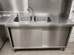 Edelstahl-Spülbecken