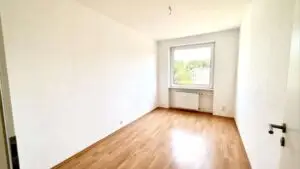 Esszimmer/Schlafzimmer/Büro