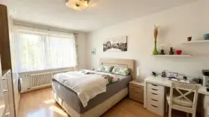 Möbliert Zimmer 2