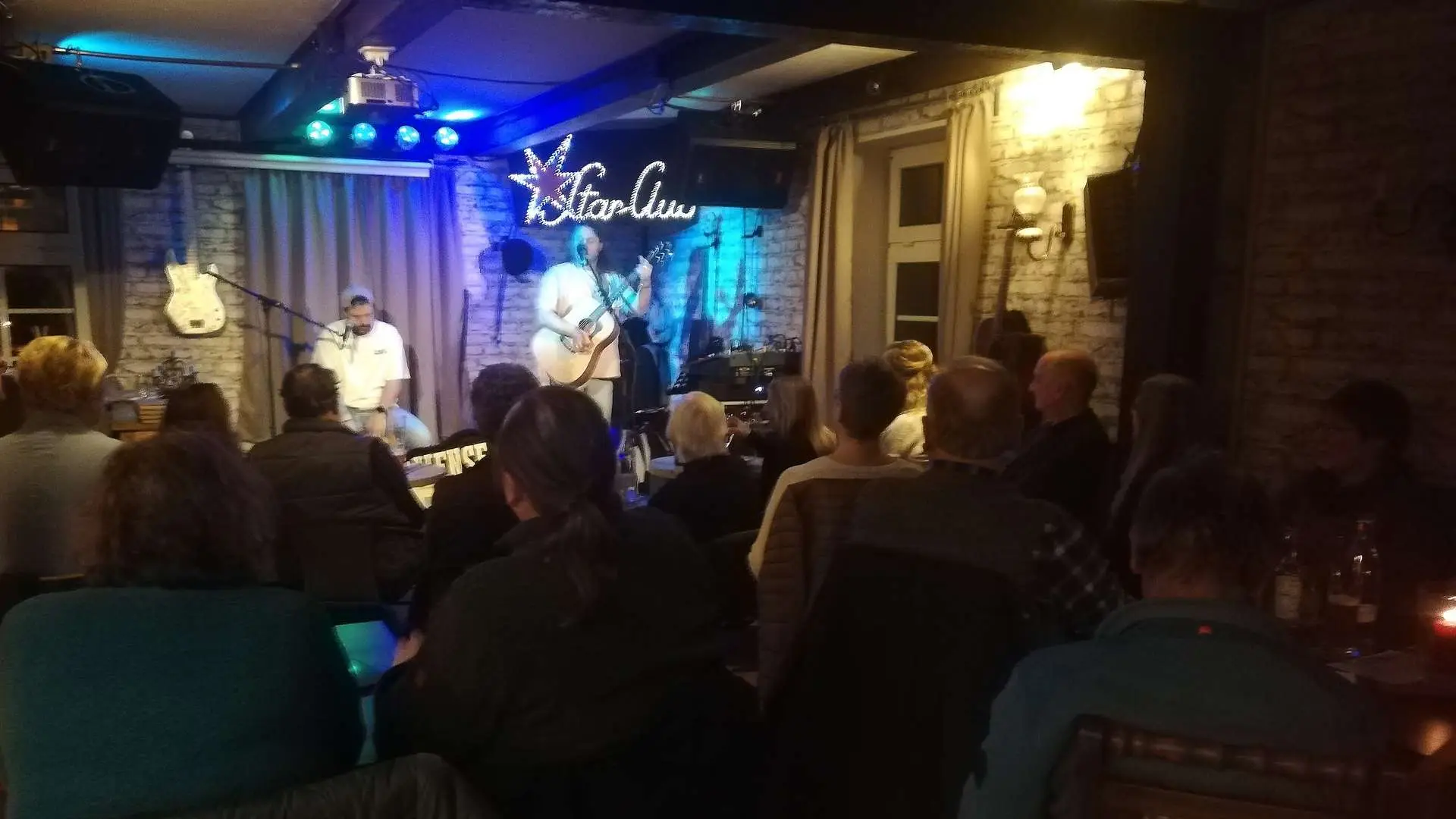 Kneipe live1