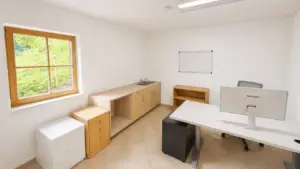 Büro (mögliche Küche in Einliegerwohnung)