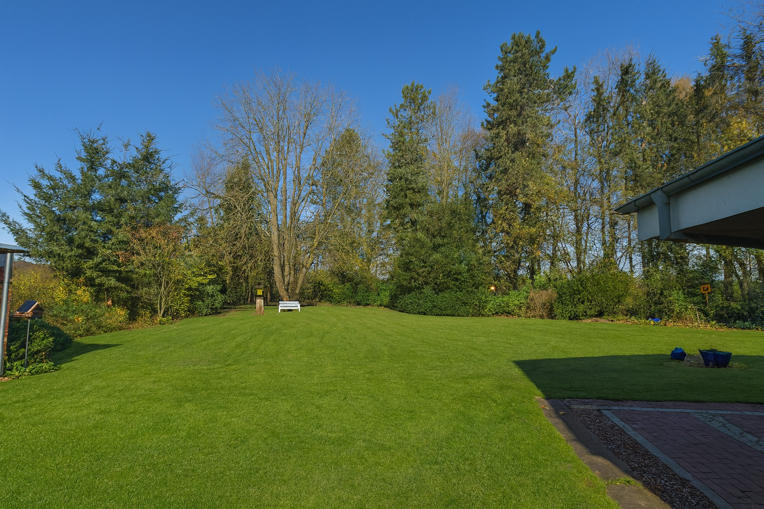 Garten linke Seite
