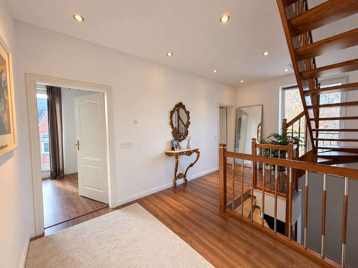 Zugang Zimmer im OG