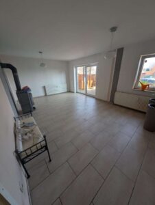 Wohnzimmer EG Whg.1 geräumt