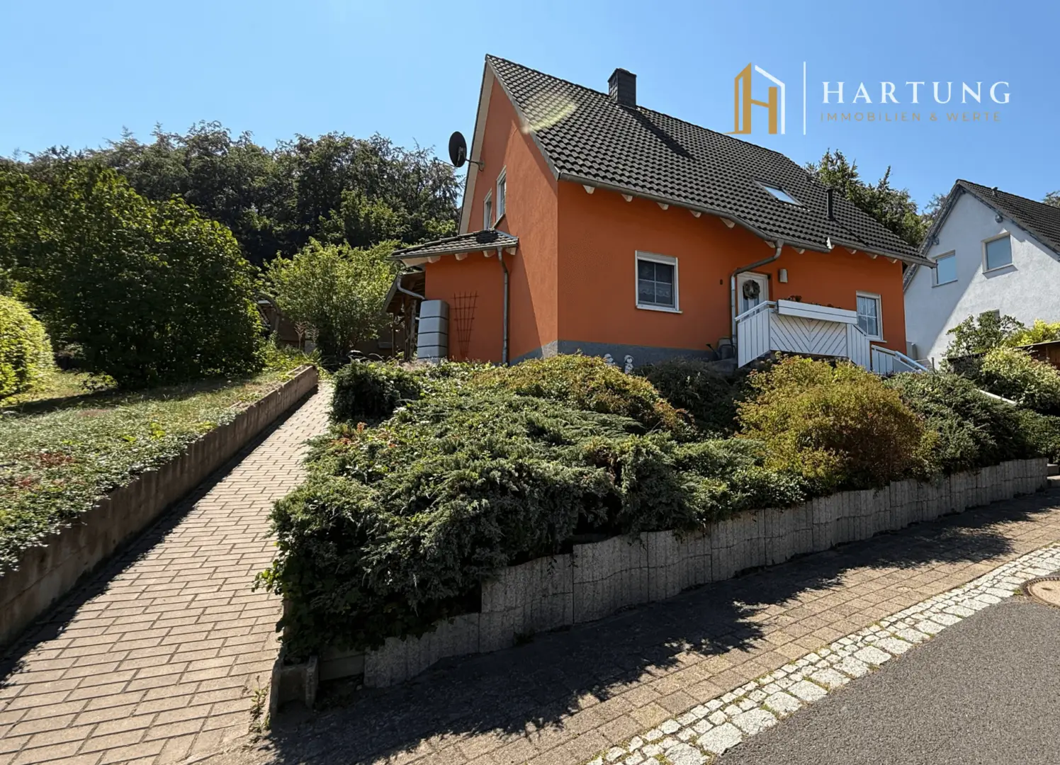 Hausansicht Straße