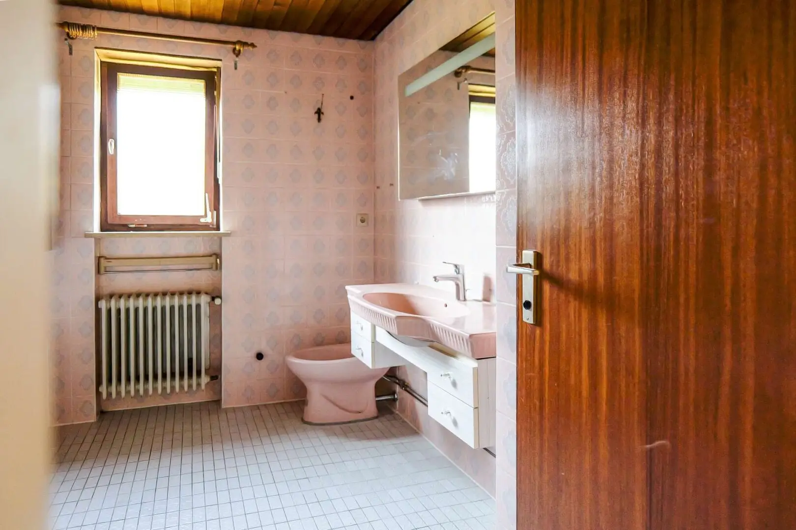 Badezimmer EG
