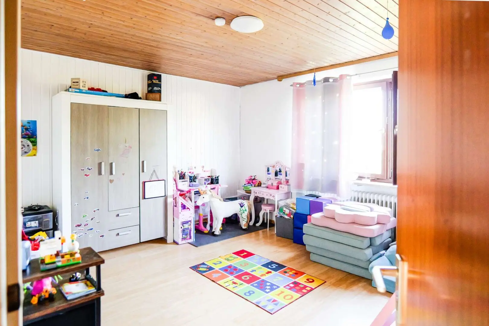 Kinderzimmer 1 OG