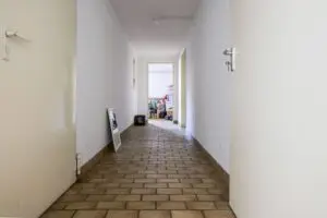 Flur KG