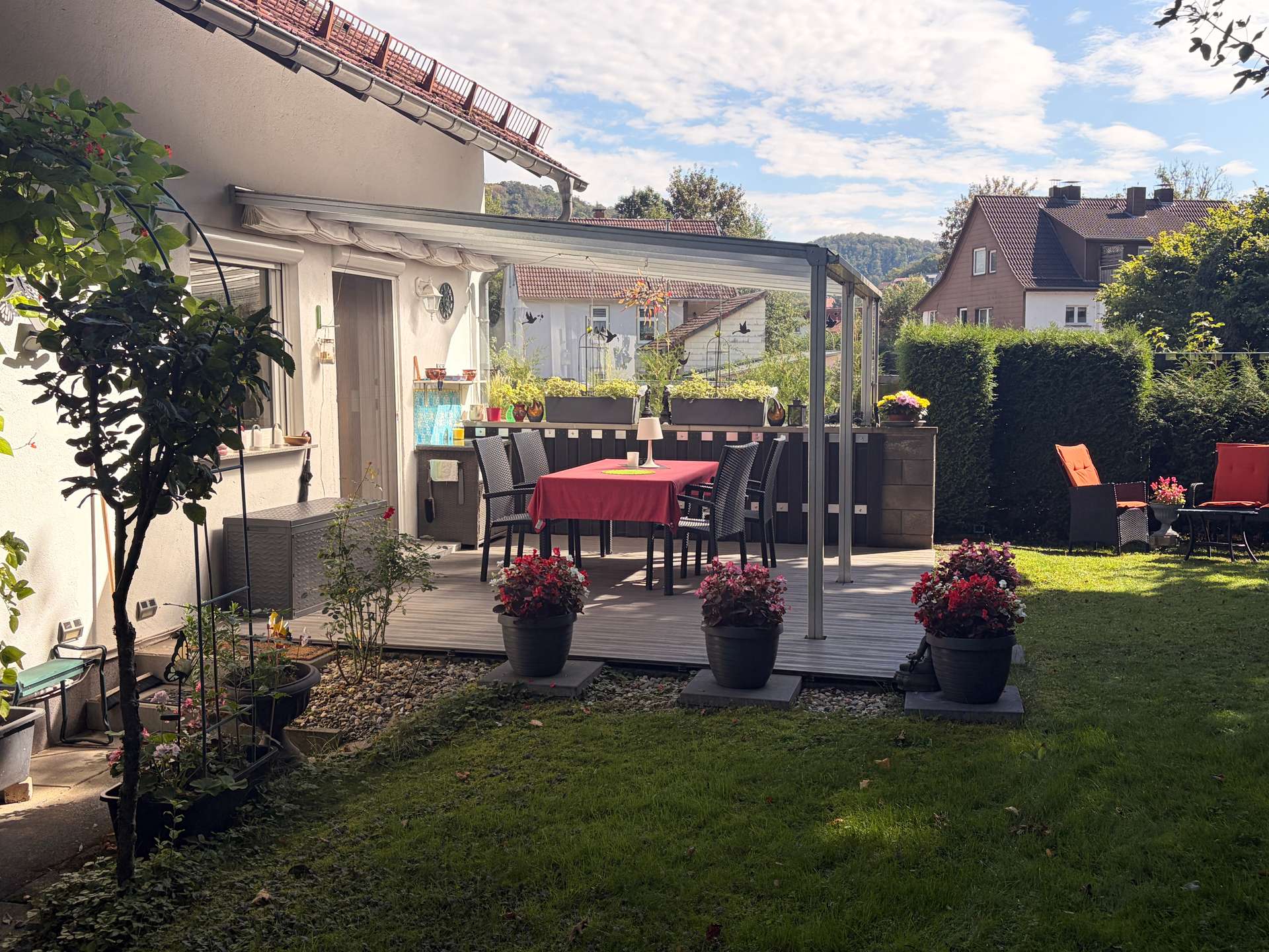 Terrasse mit Garten