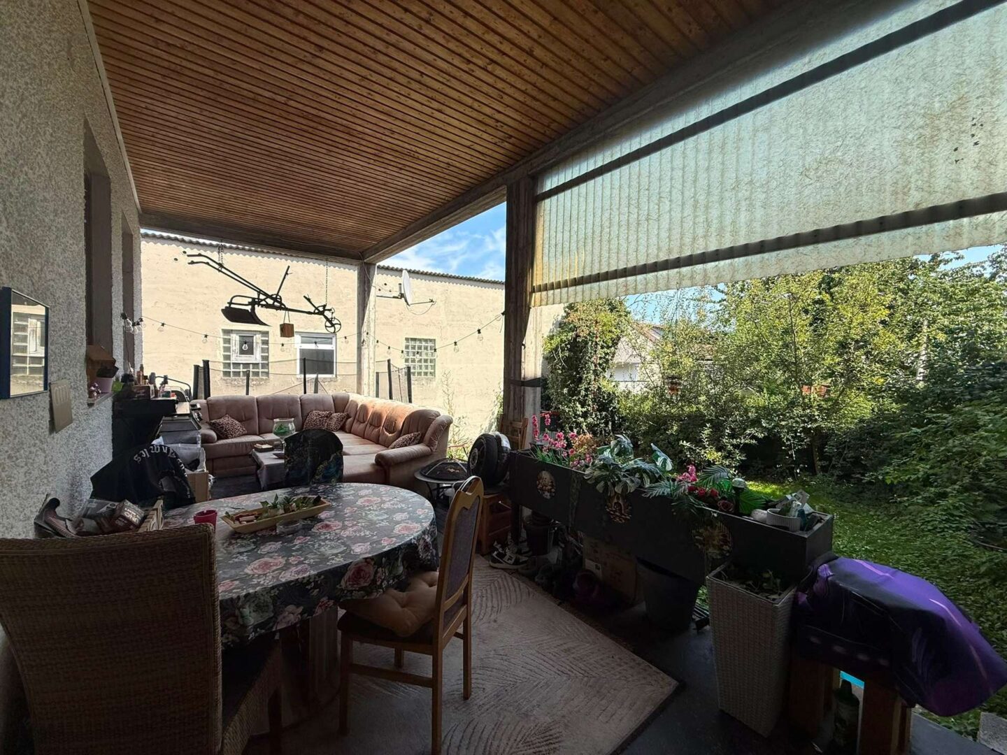Überdachte Terrasse