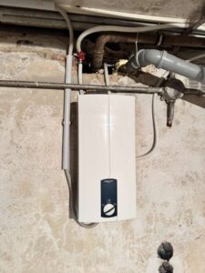 Durchlauferhitzer für Warmwasser-Erzeugung