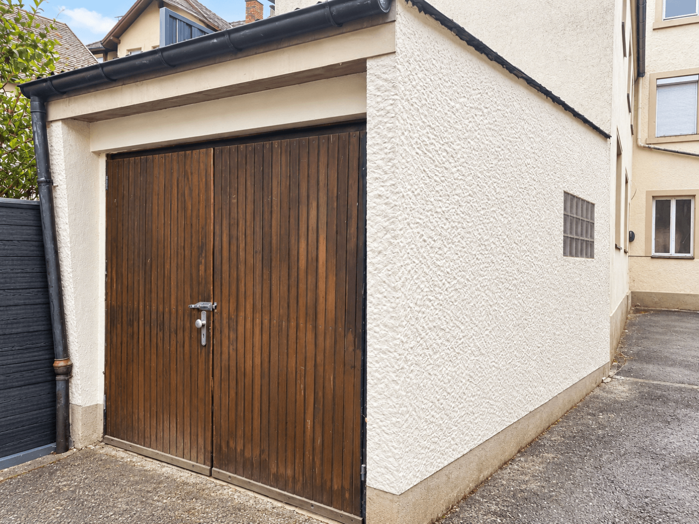 04_Garage