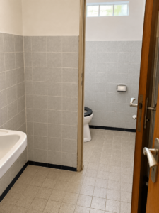 04_WC
