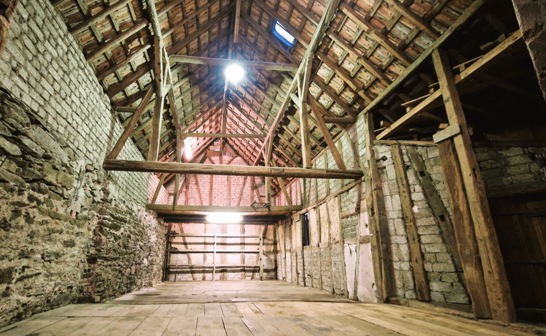 Lagerhalle/Scheune