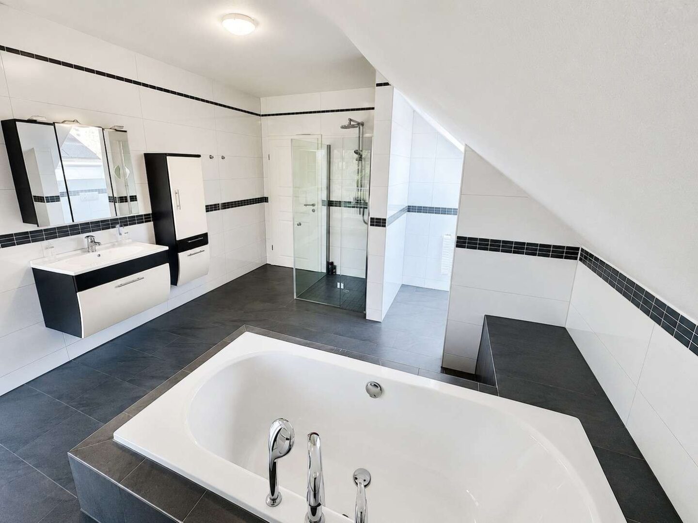 Badezimmer OG